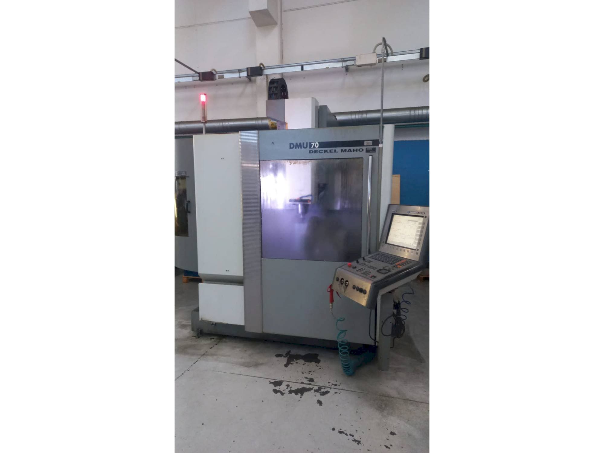 Vista Frontal da DMG máquina