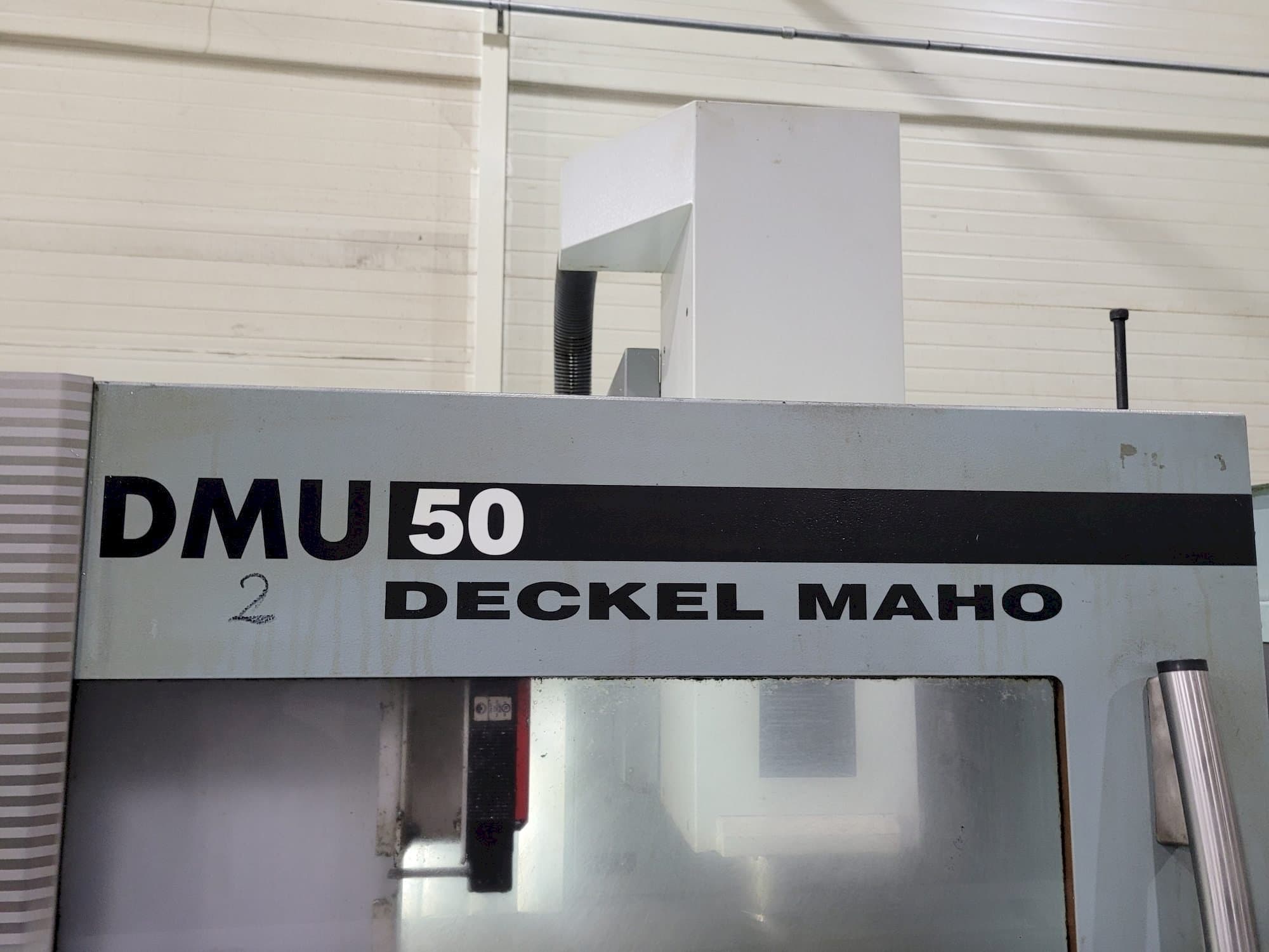 Vista Frontal da DECKEL MAHO DMU 50 máquina