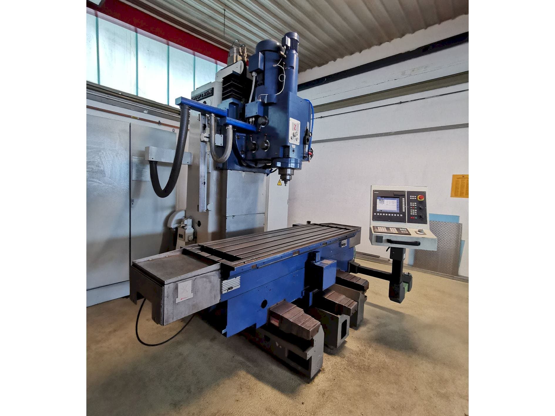 Vista Frontal  da Droop & Rein FS 100 ke  máquina