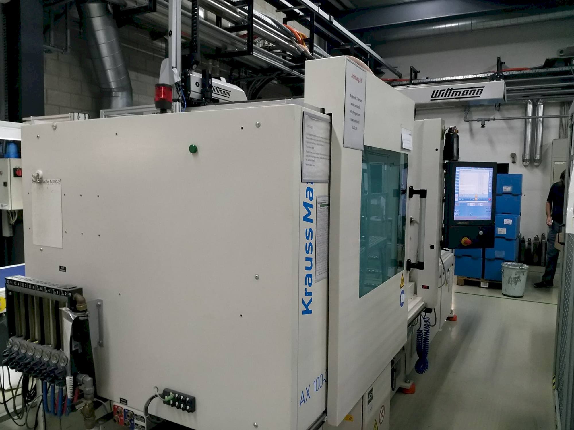 Vista Frontal da Krauss Maffei 100-380 AX máquina
