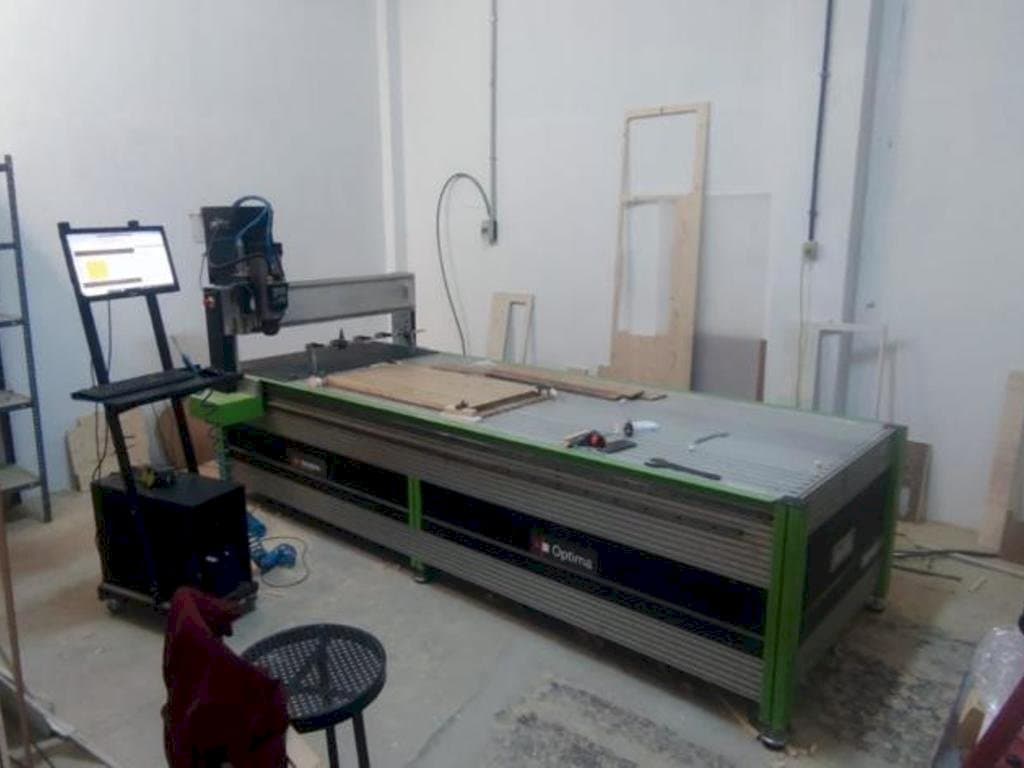 Vista Frontal da OPTIMA 2510 máquina