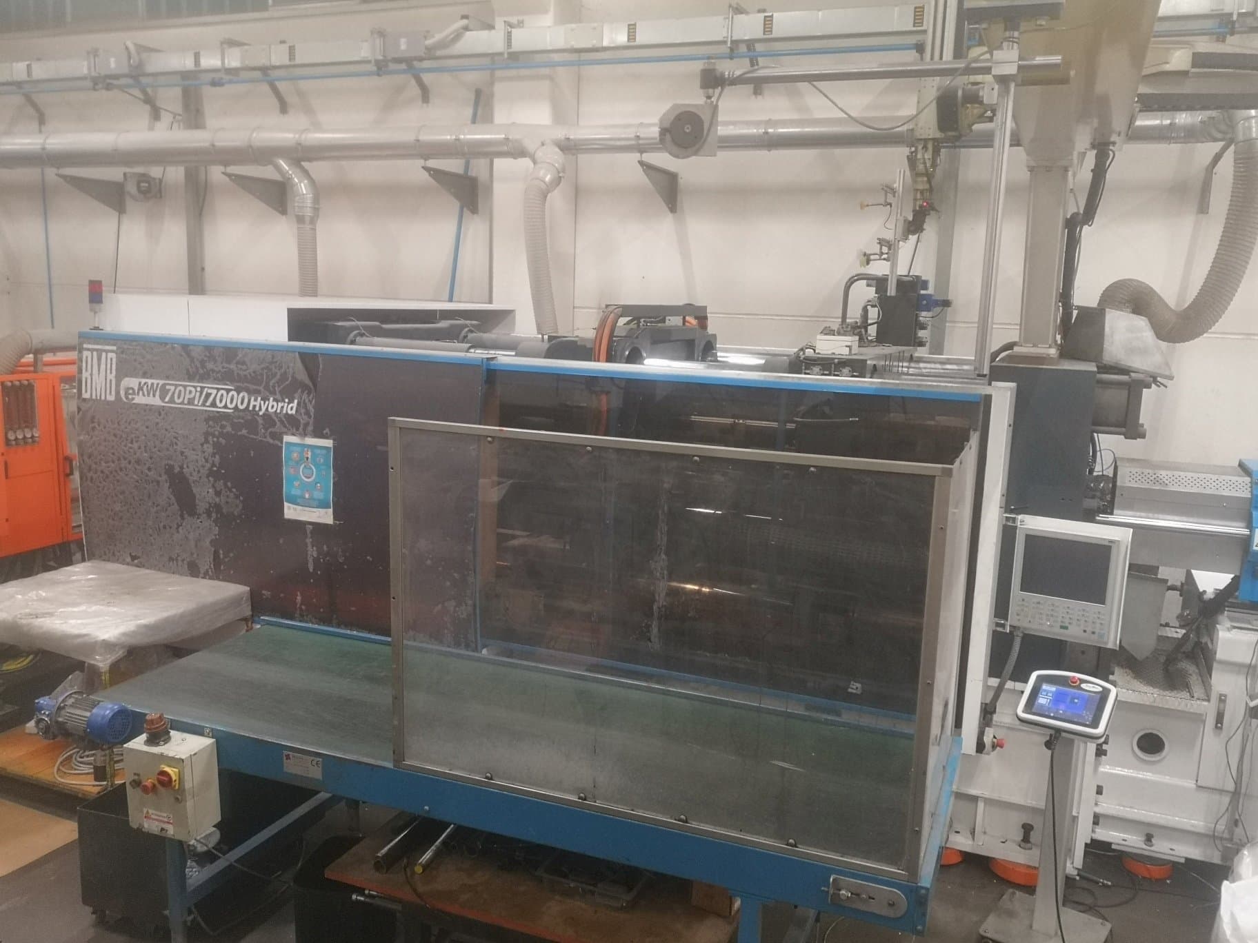 Vista Frontal da BMB Ekw 70pi Hybrid máquina