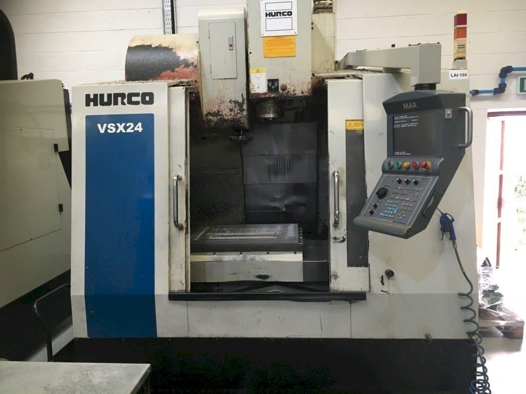 Vista Frontal da Hurco VSX24 máquina