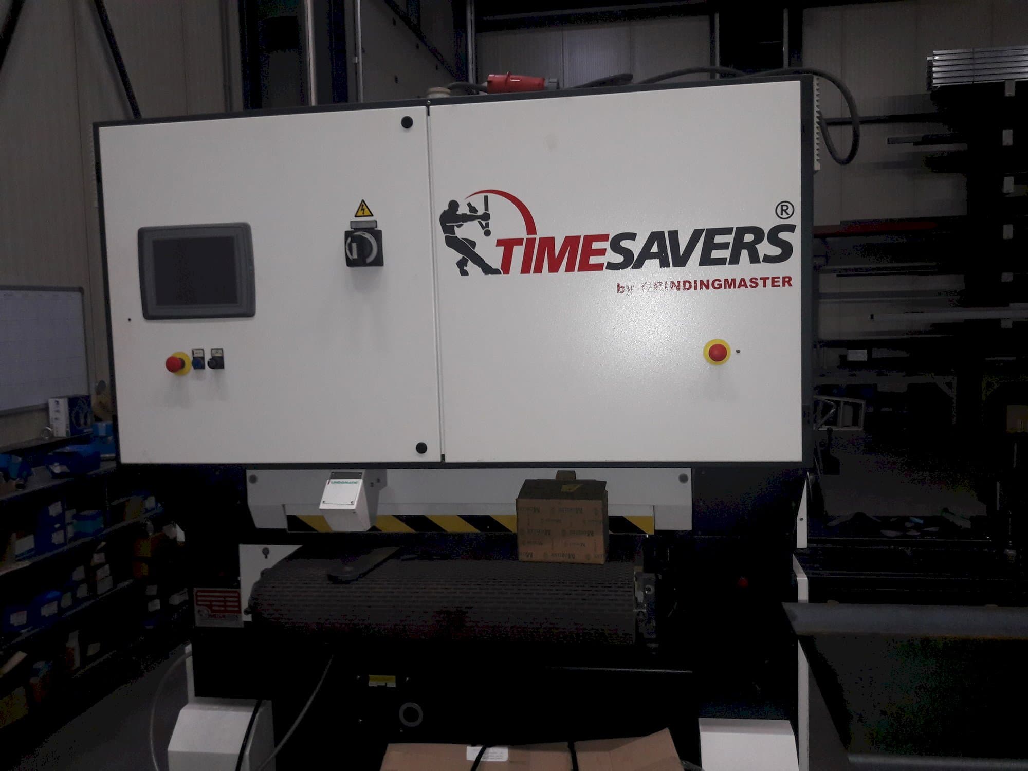 Vista Frontal da TIMESAVERS 42-SERIE-900-WWB-S máquina