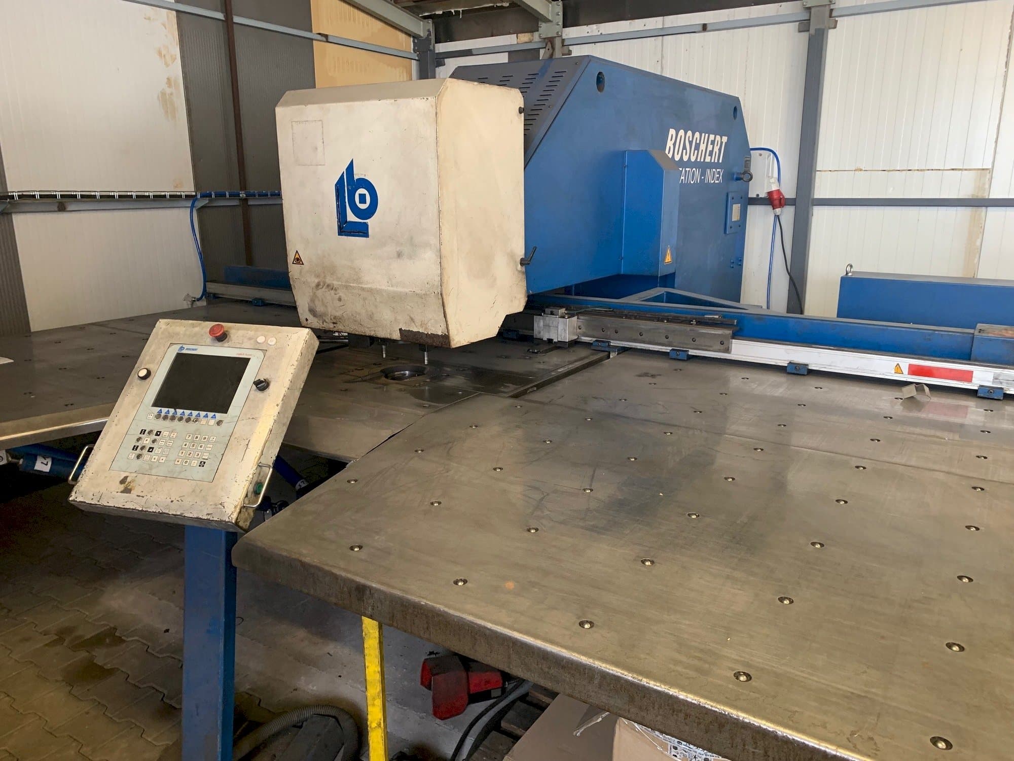 Vista Frontal da Boschert EL 1250 Rota-Index máquina