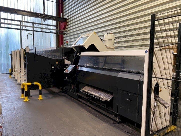 Vista Frontal da RSA RASACUT SC 1000 máquina