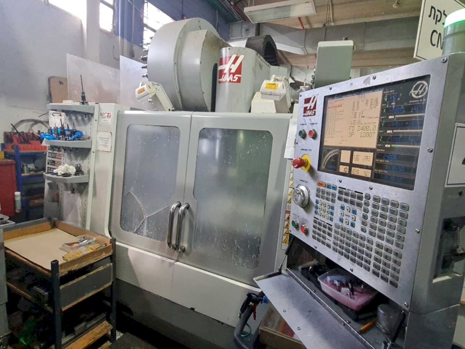 Vista Frontal da HAAS VF-3SS máquina