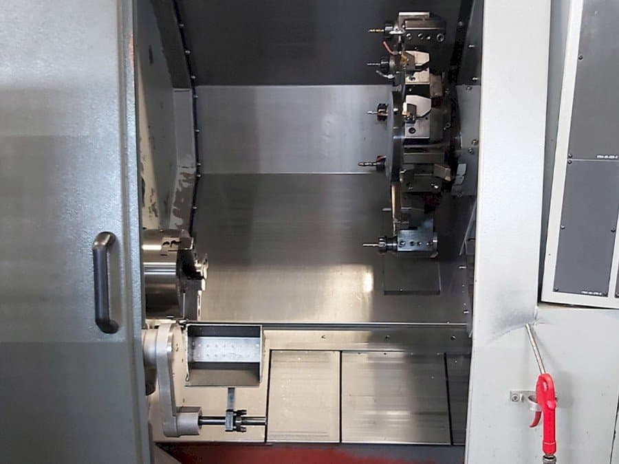 Vista Frontal da Hyundai Kia SKT210SY máquina