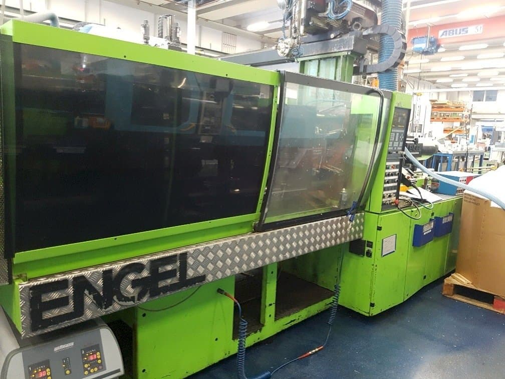 Vista Frontal  da ENGEL ES 600/145 ST  máquina