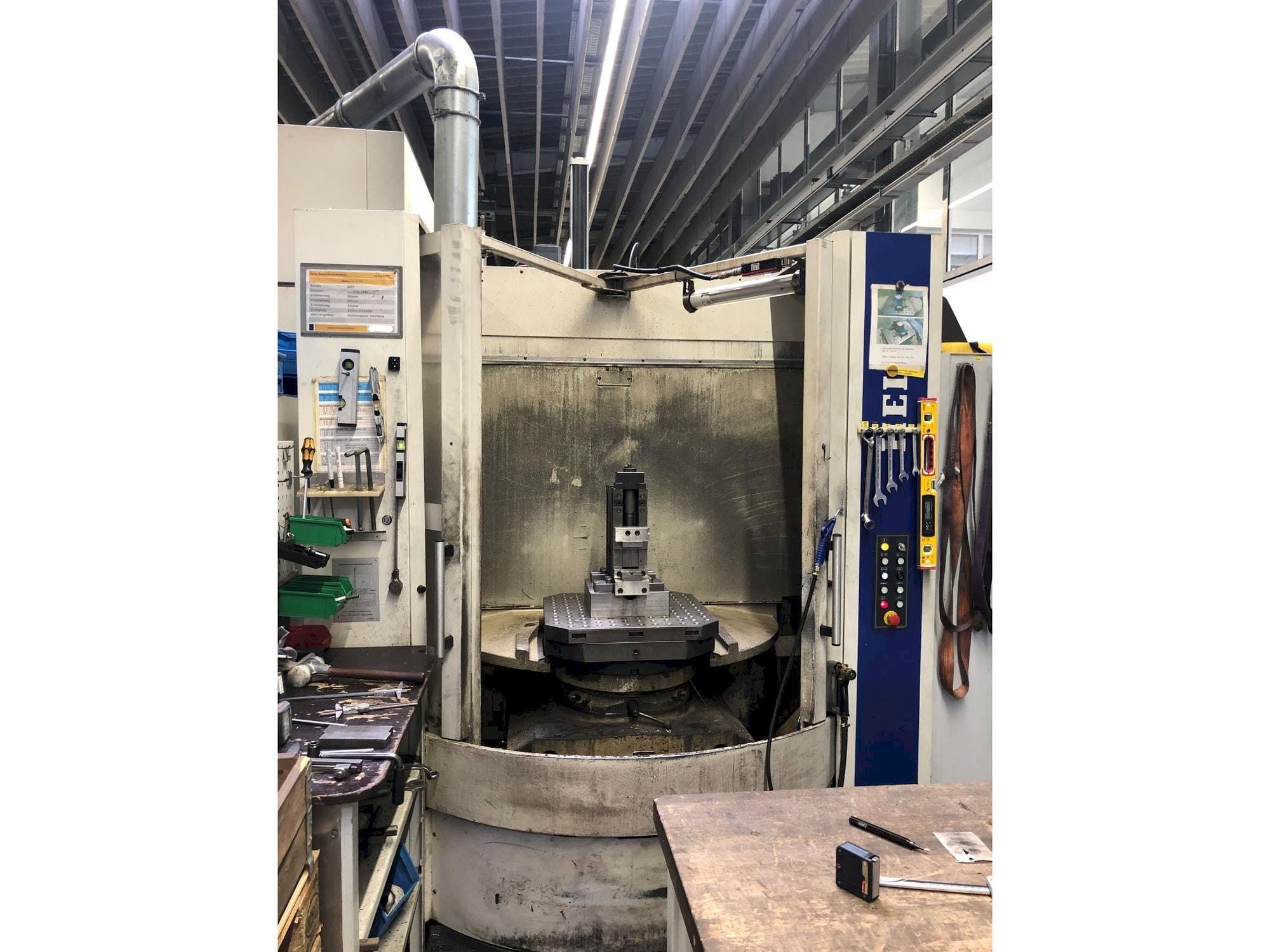 Vista Frontal da HELLER MCH 250 máquina