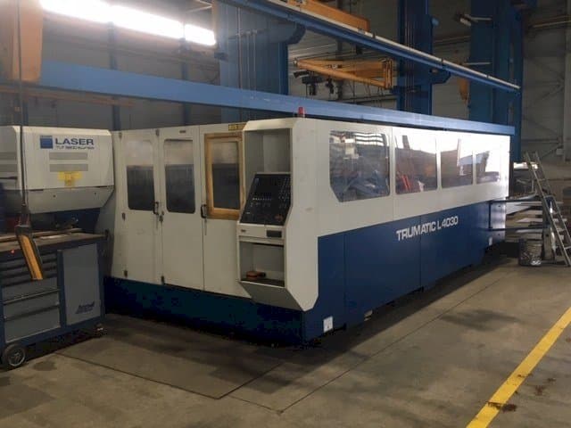 Vista Frontal da Trumpf Trumatic L4030 máquina