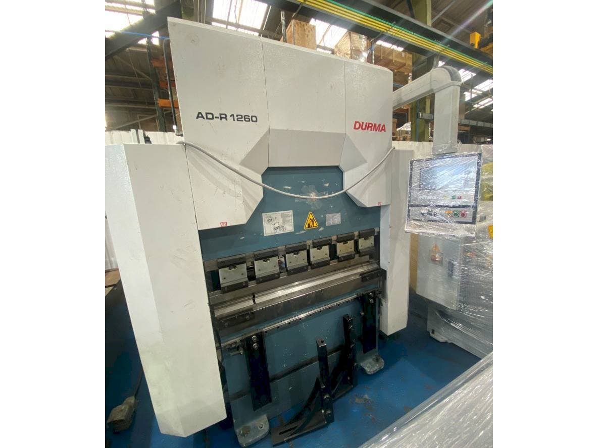 Vista Frontal da Durma AD-R 1260 máquina