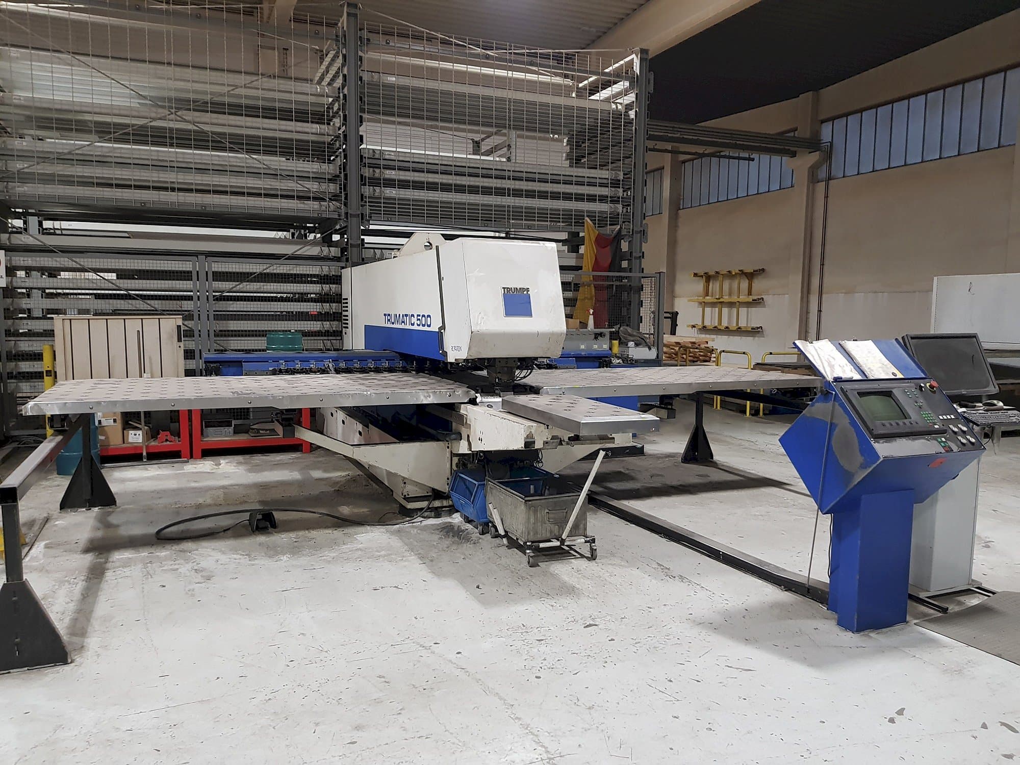 Vista Frontal da Trumpf Trumatic 500 máquina