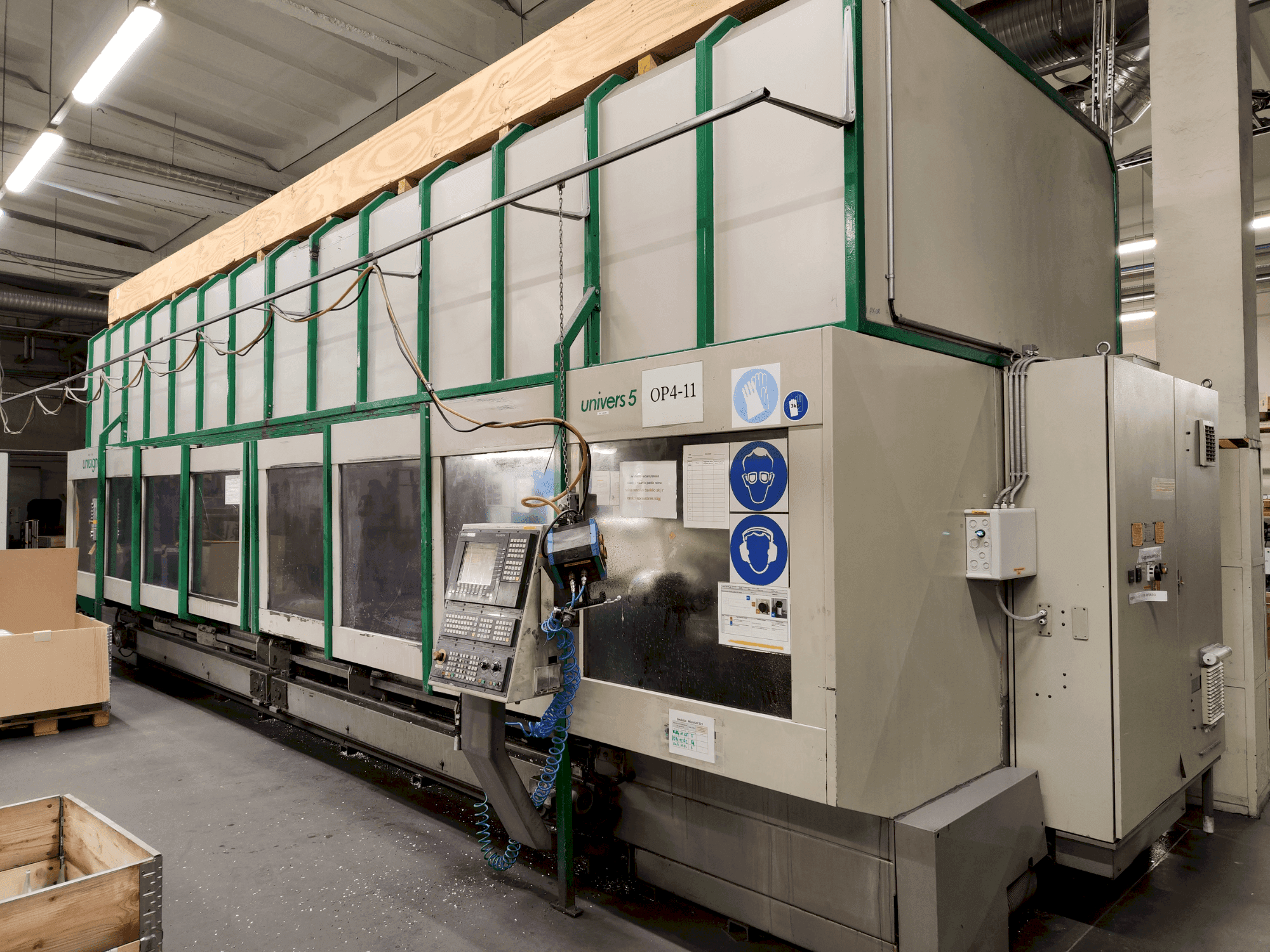 Vista Frontal  da Unisign UNIVERS 5  máquina