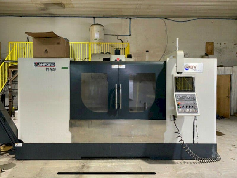 Vista Frontal da Manford VMC VL-1600 máquina