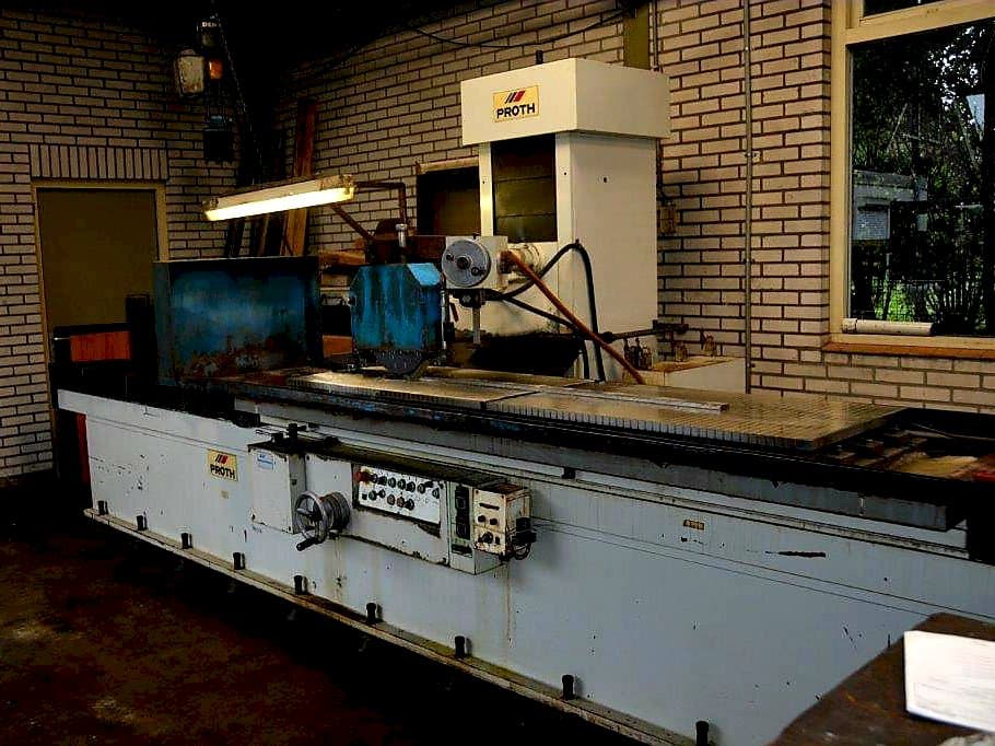 Vista Direita da Proth PSGC-60220AHR máquina