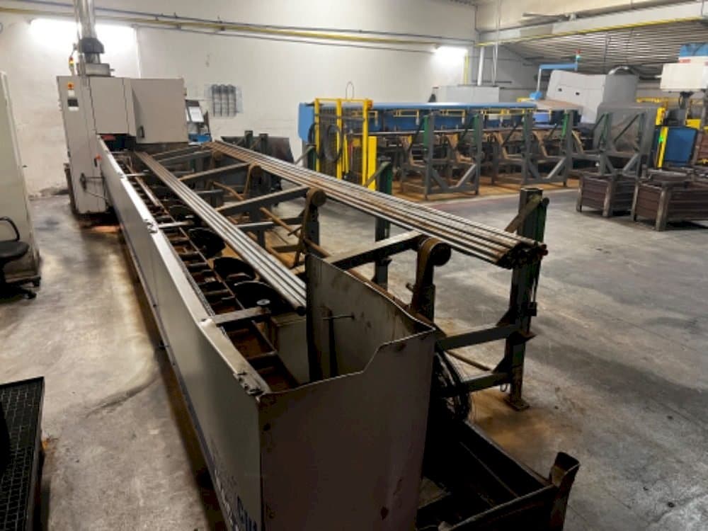 Vista Frontal da ExactCut MAC 65 A máquina