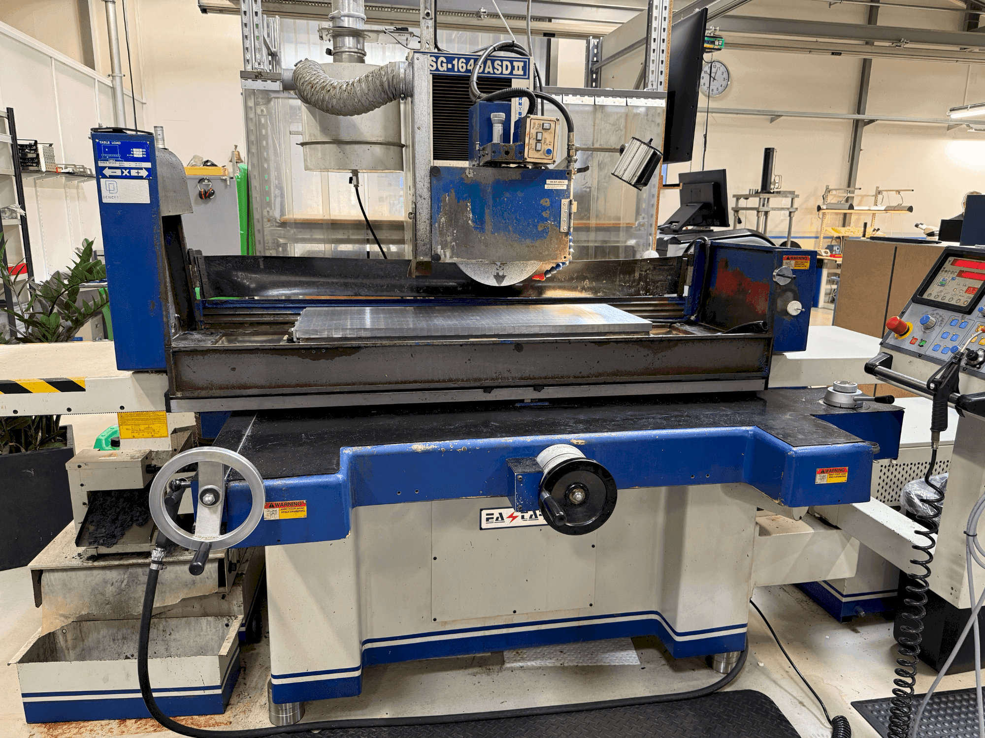 Vista Frontal da EASTAR ESG-1640ASD II máquina