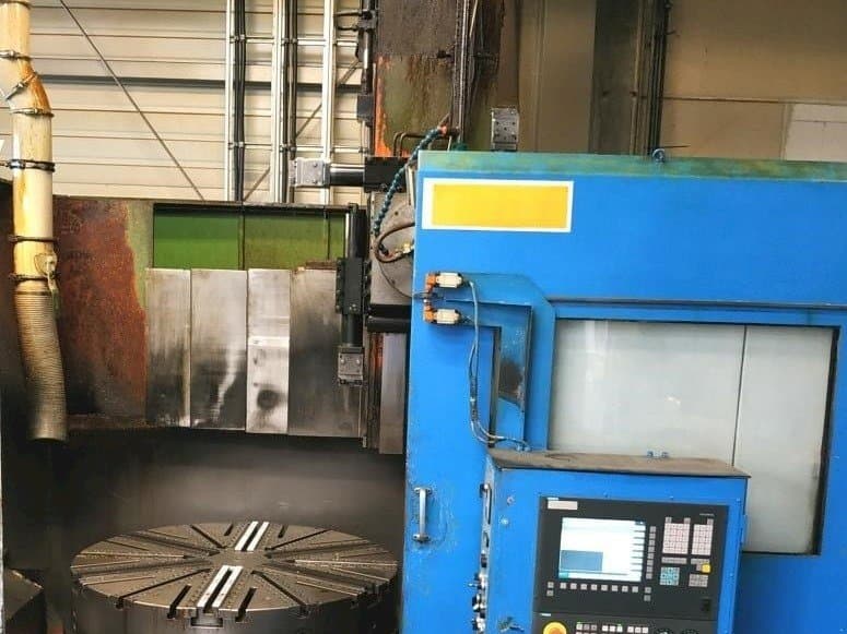 Vista Frontal da Carnaghi AT 1400 máquina