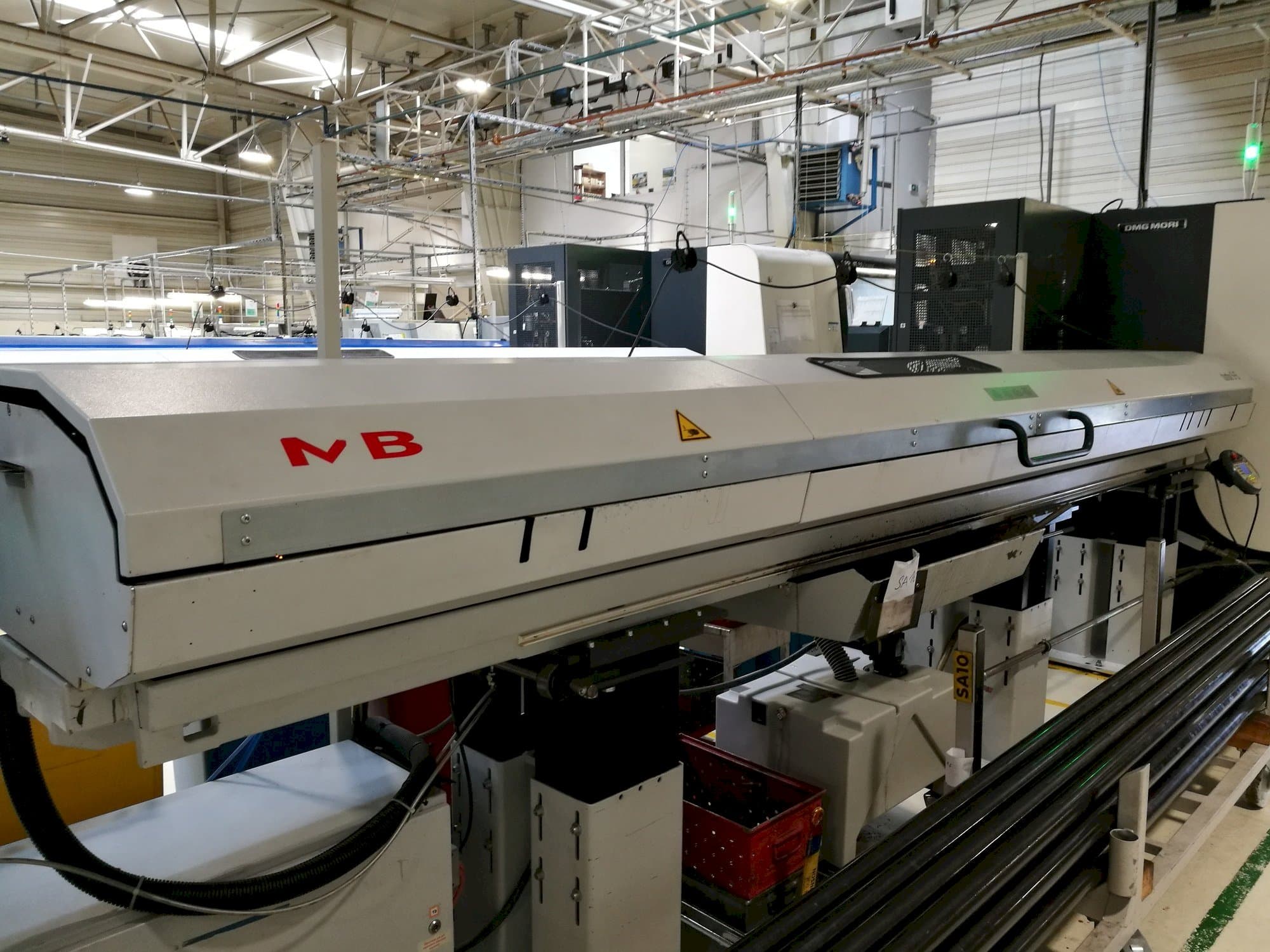 Vista Frontal da FMB Turbo 5-55/4200 A máquina