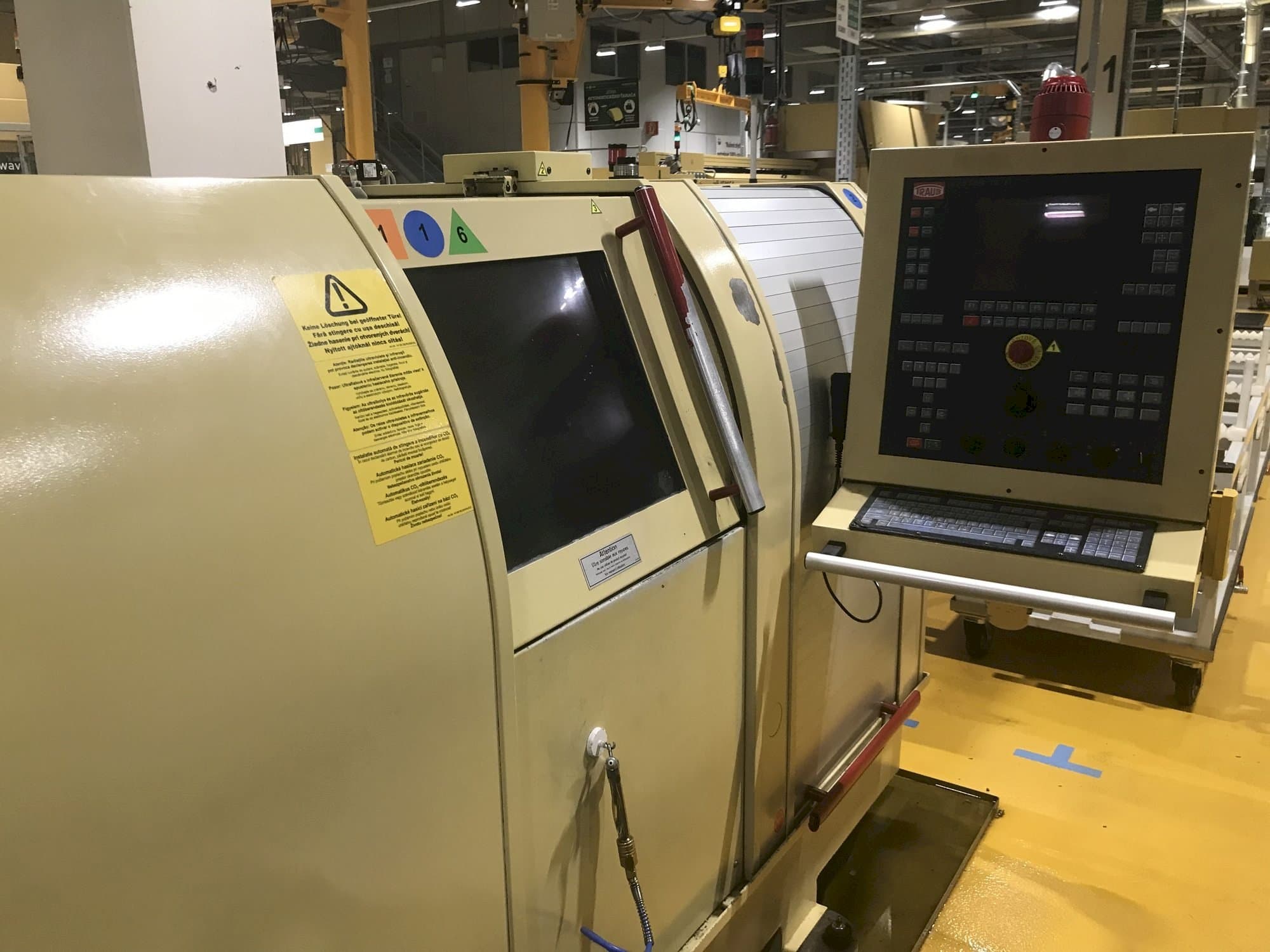 Vista Frontal da TRAUB TNL 26 K máquina