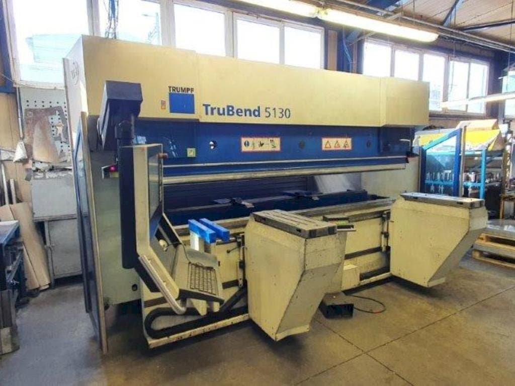 Vista Frontal  da Trumpf TruBend 5130  máquina