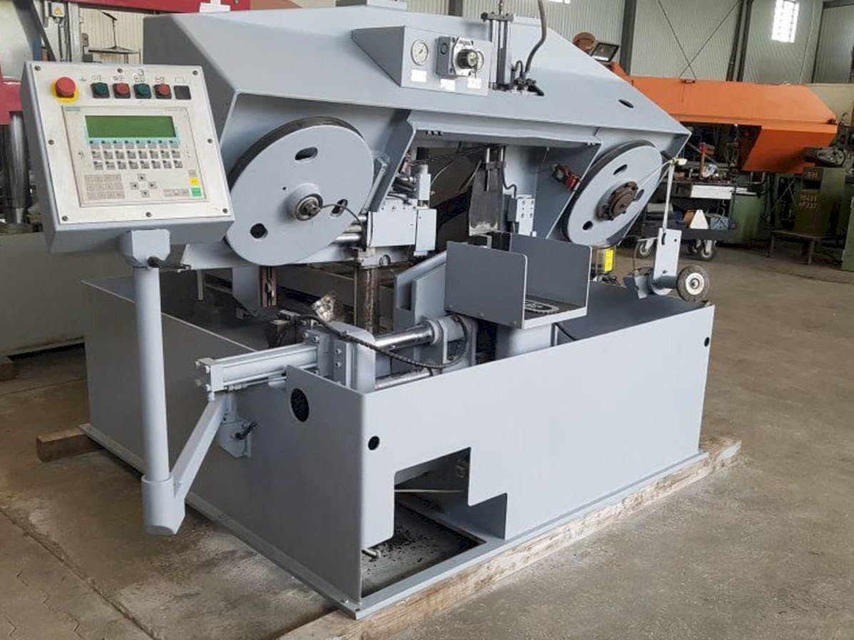 Vista Frontal  da FORTE SBA 271  máquina