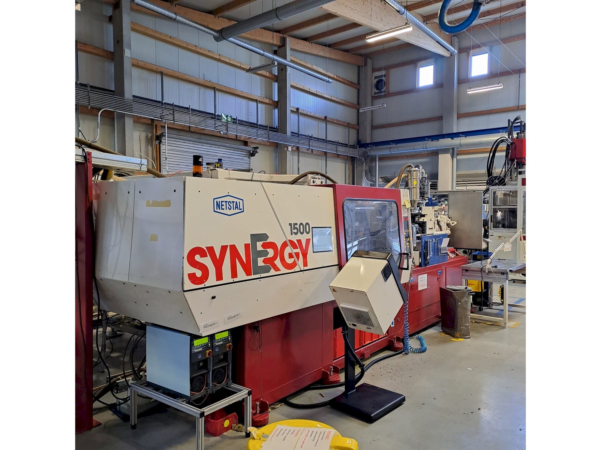 Vista Frontal da Netstal S 1500 - 460 máquina