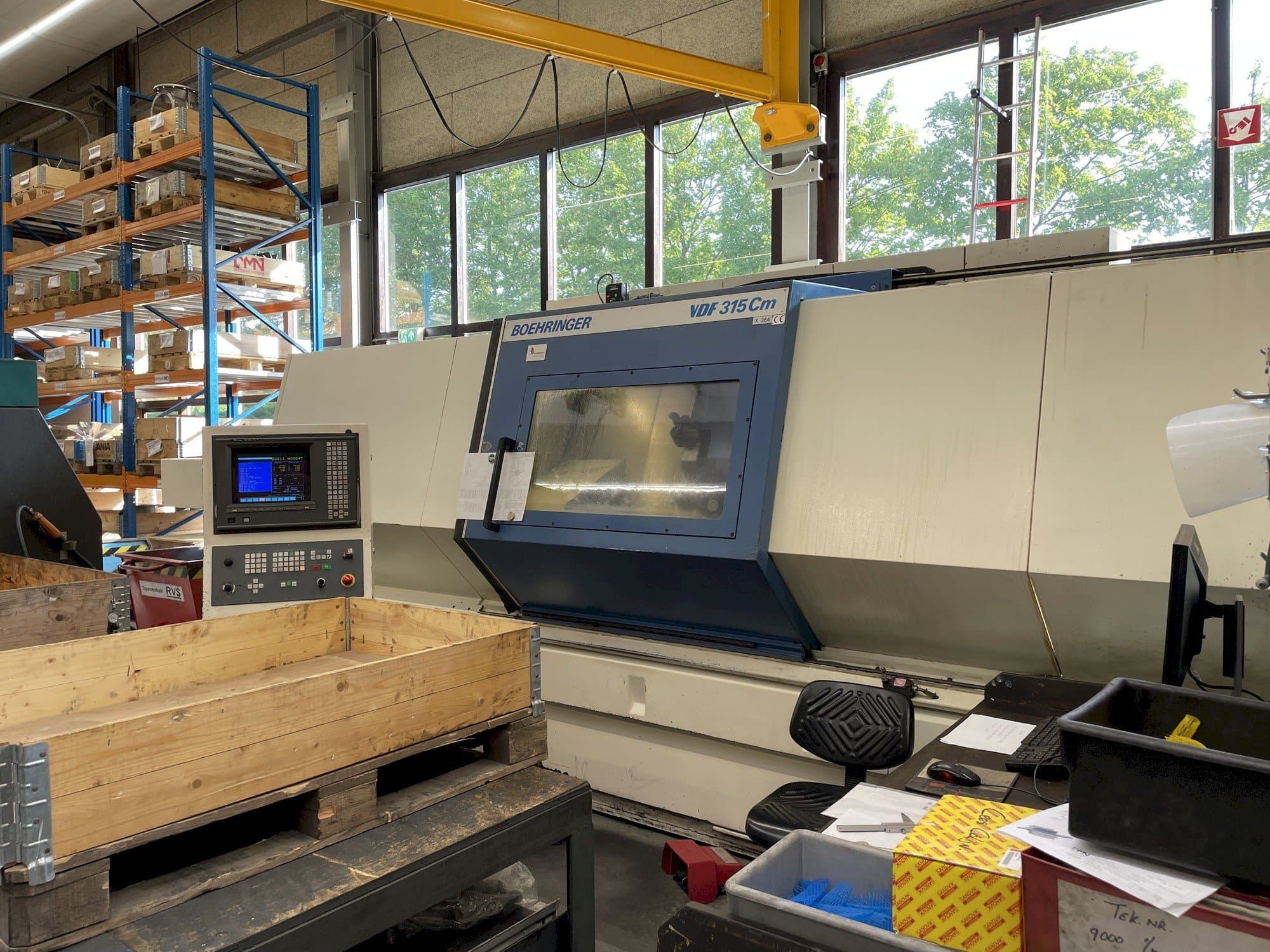 Vista Frontal da BOEHRINGER VDF 315 CM máquina