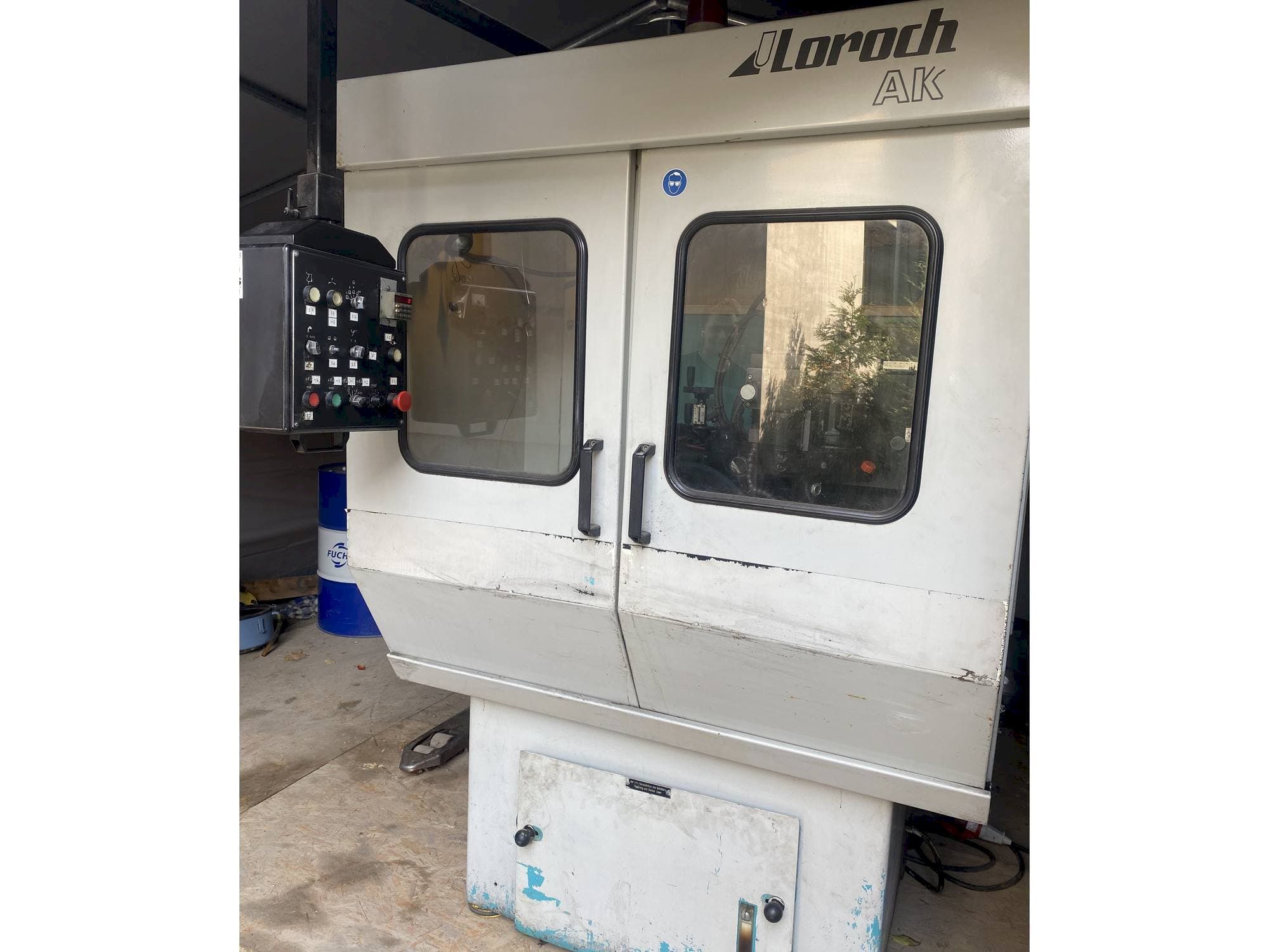 Vista Frontal da Loroch AK máquina