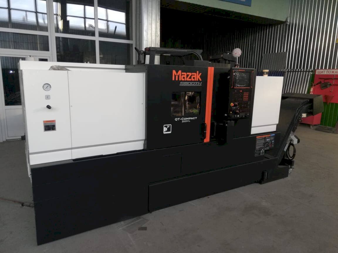 Vista Frontal da Mazak QT- COMPACT 200ML máquina