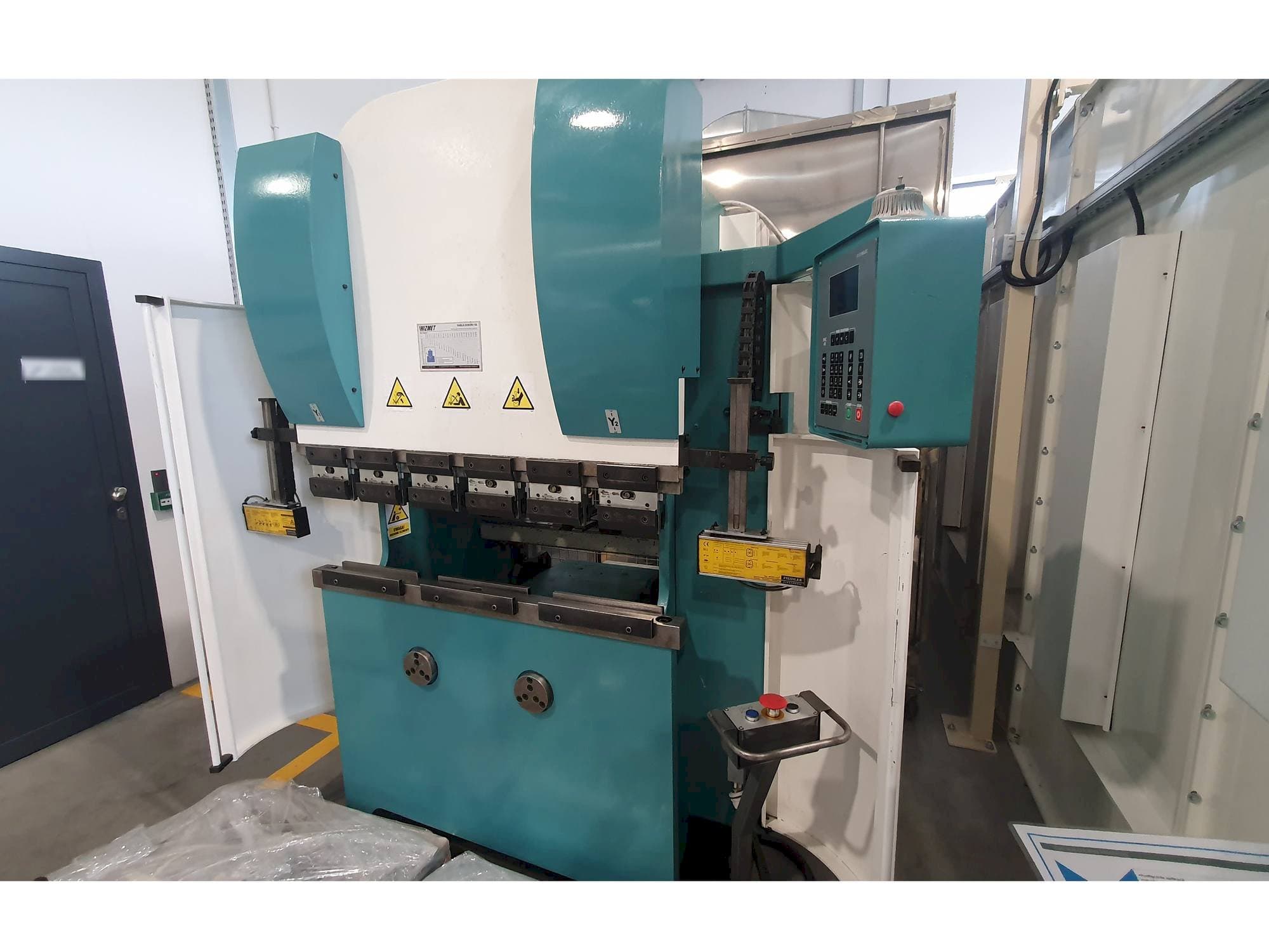 Vista Frontal da Vimercati PHSY 30X1250 máquina