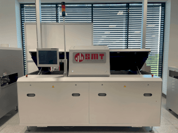 Vista Frontal da SMT UV 3/-3 máquina