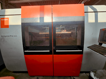 Vista Frontal  da Bystronic Bysprint Pro 3015  máquina