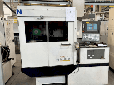 Vista Frontal da FANUC Robocut alpha-0iC máquina