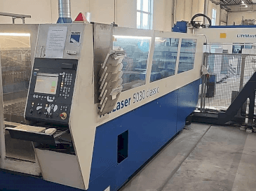 Vista Frontal da TRUMPF TruLaser 5030 classic máquina