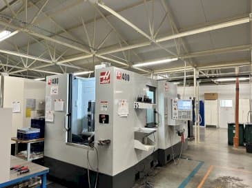 Vista Frontal da HAAS EC-400 máquina