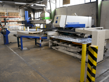 Vista Frontal da TRUMPF Trumatic 500 máquina