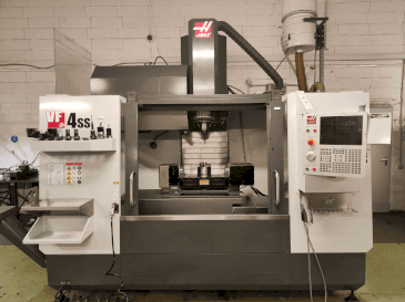 Vista Frontal da HAAS VF-4SS máquina