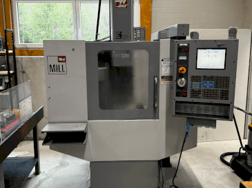Vista Frontal da HAAS Mini-Mill HE máquina