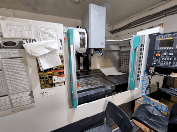Vista Frontal da Feeler FVP1300A máquina