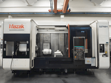 Vista Frontal  da Mazak Integrex i-400 ST  máquina