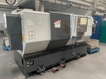 Vista Frontal da HAAS DS-30 máquina