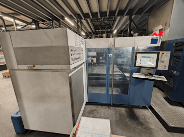 Vista Frontal da TRUMPF TruLaser 3030 máquina