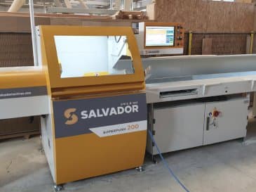 Vista Frontal da SALVADOR Superpush 200 máquina