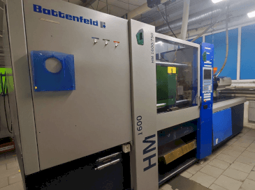 Vista Frontal da Battenfeld HM 1600/750 máquina