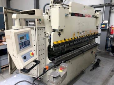 Vista Frontal da Durma HAP 2560 máquina