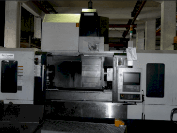 Vista Frontal da Akira Seiki Performa HV 8A máquina