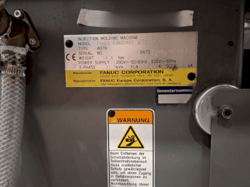 Vista Frontal da FANUC Roboshot S100iA máquina