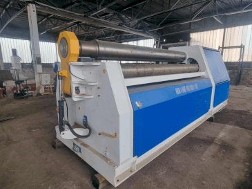 Vista Frontal da Metallkraft RBM 4 HMS Pro 3050-150 máquina